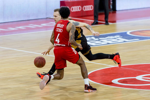 瞬间的出现 瞬间的出现